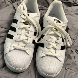 adidas Superstar